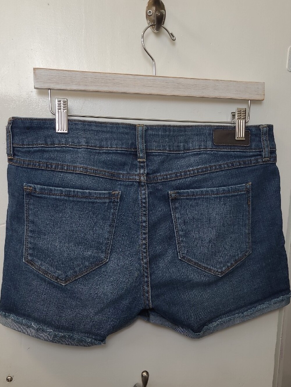 Bootlegger Shorts - Picture 2 of 2